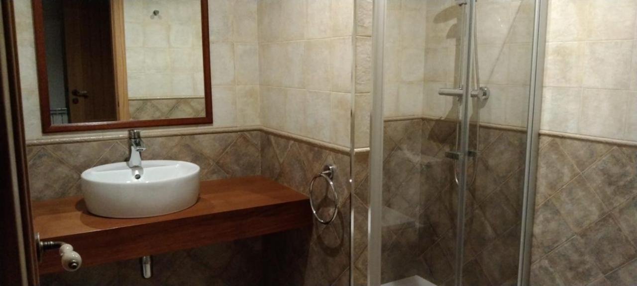 Casa Lixa Hotel Rural Albergue Las Herrerias Ngoại thất bức ảnh
