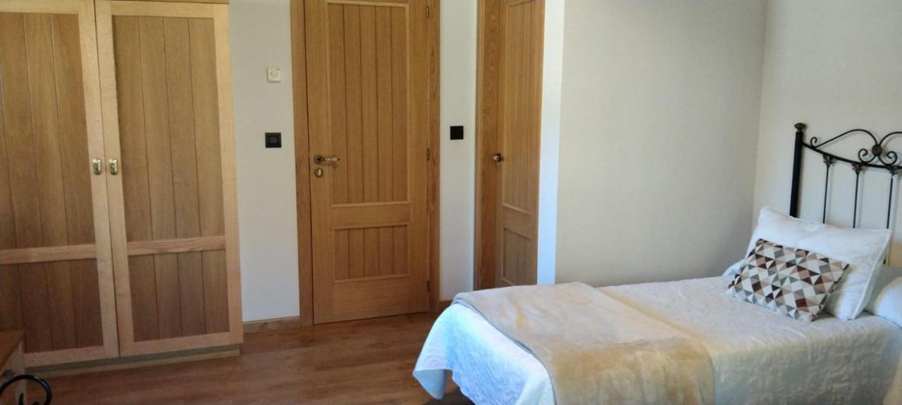 Casa Lixa Hotel Rural Albergue Las Herrerias Ngoại thất bức ảnh