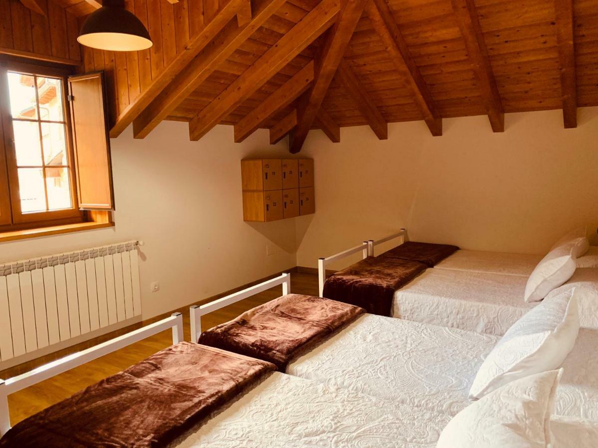 Casa Lixa Hotel Rural Albergue Las Herrerias Ngoại thất bức ảnh