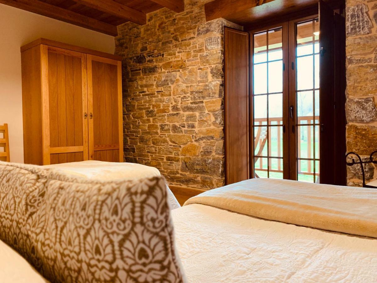 Casa Lixa Hotel Rural Albergue Las Herrerias Ngoại thất bức ảnh